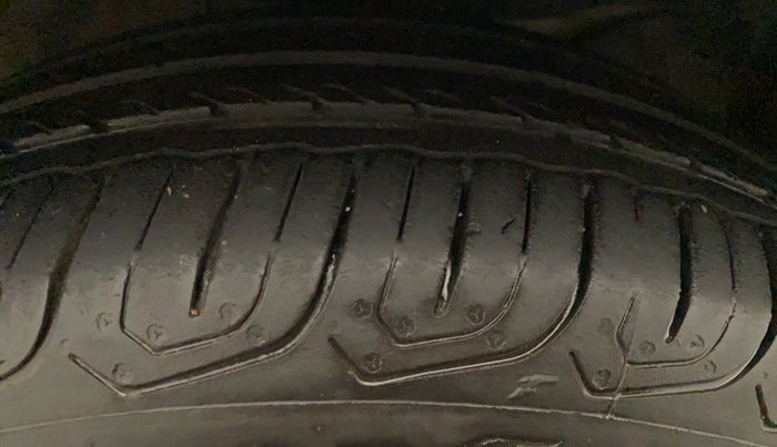 2018 Honda Amaze 1.2L I-VTEC V CVT, Petrol, Automatic, 66,269 km, Right Front Tyre Tread