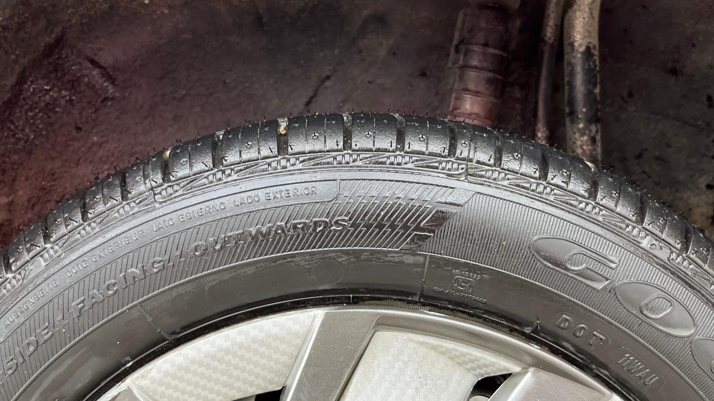 2019 Datsun Go Plus A(O), Petrol, Manual, 38,014 km, Left Rear Tyre Tread
