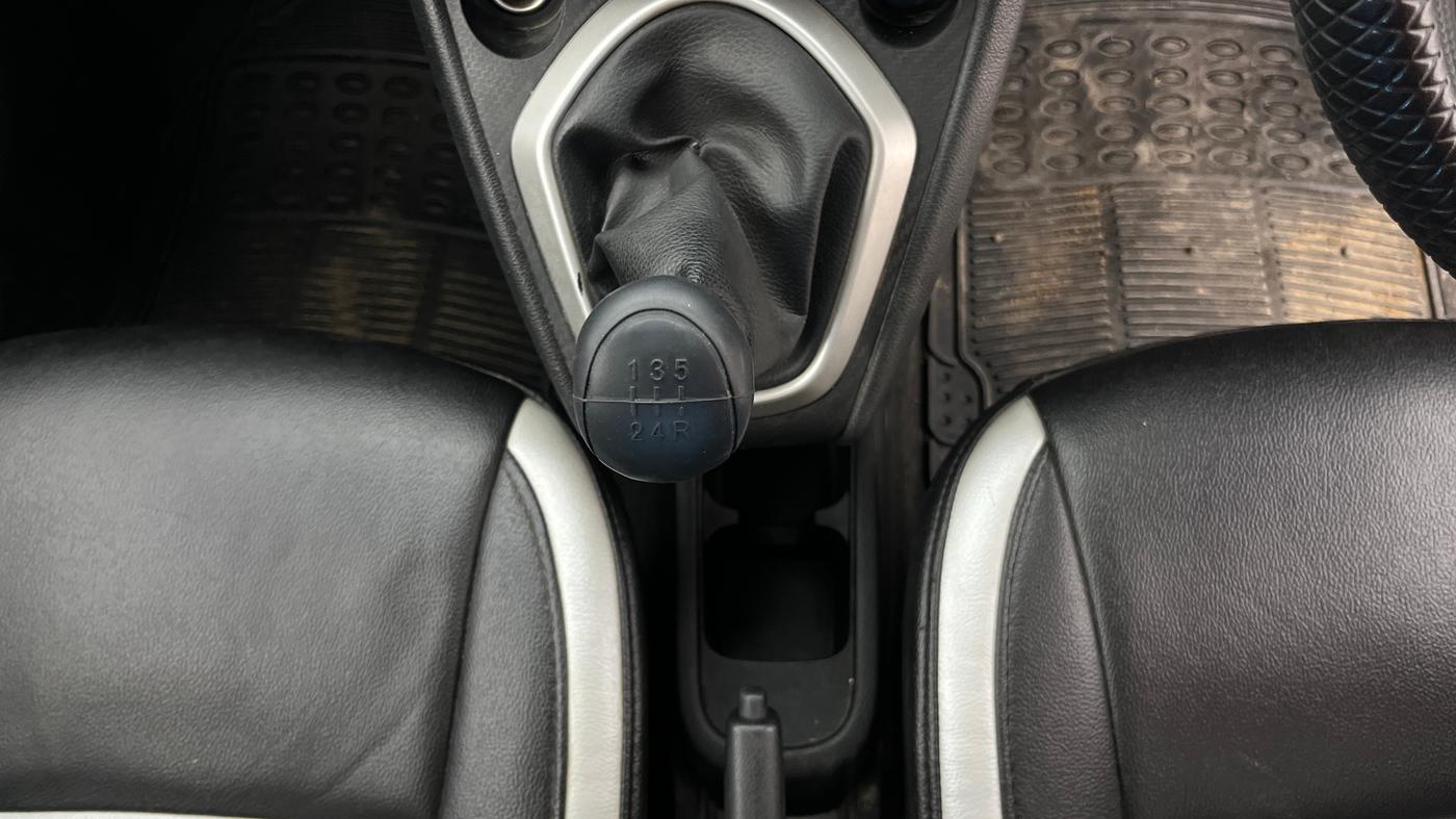 2019 Datsun Go Plus A(O), Petrol, Manual, 38,014 km, Gear Lever