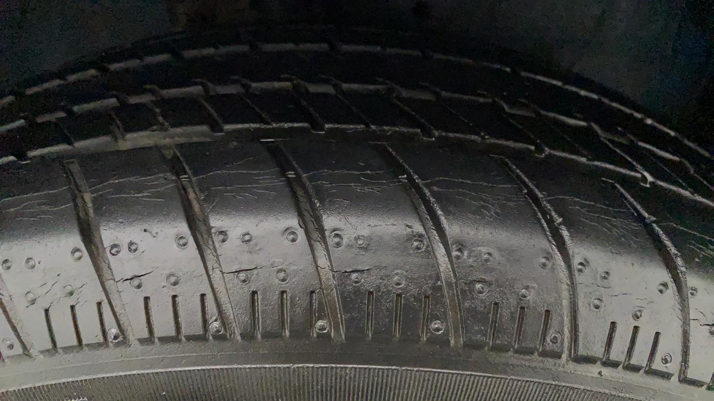 2018 Maruti Celerio ZXI, Petrol, Manual, 9,866 km, Left Rear Tyre Tread