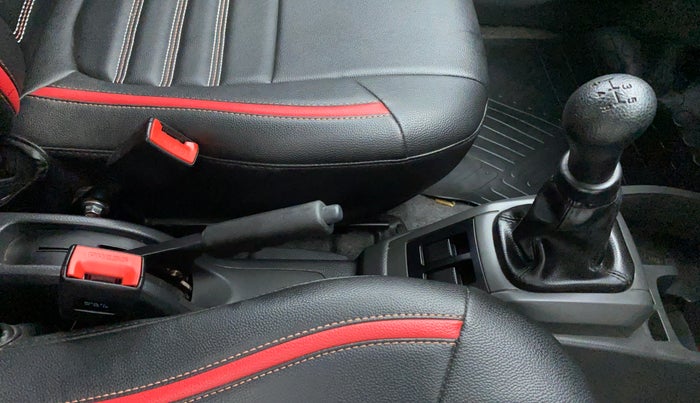 2018 Maruti Alto 800 LXI, Petrol, Manual, 8,396 km, Gear Lever