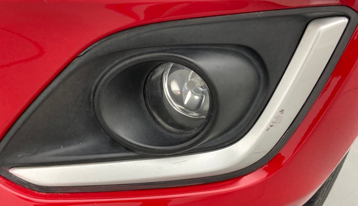 2016 Maruti Swift VXI, Petrol, Manual, 21,536 km, Left fog light - Not working