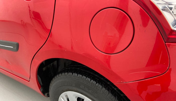 2016 Maruti Swift VXI, Petrol, Manual, 21,536 km, Left quarter panel - Minor scratches