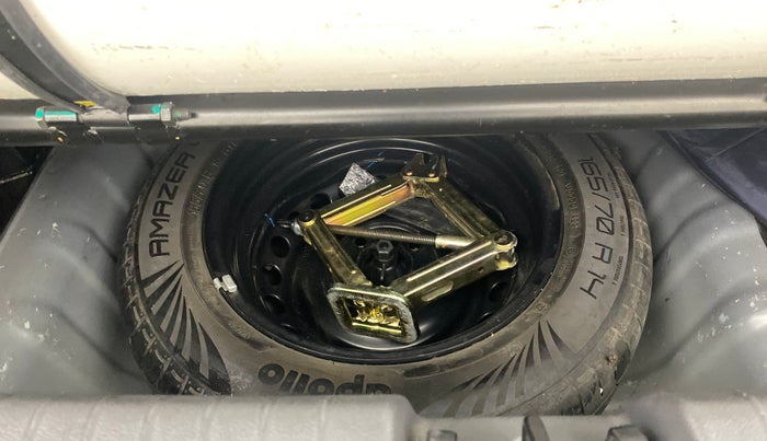 2022 Hyundai GRAND I10 NIOS SPORTZ 1.2 KAPPA VTVT CNG, CNG, Manual, 76,343 km, Spare Tyre