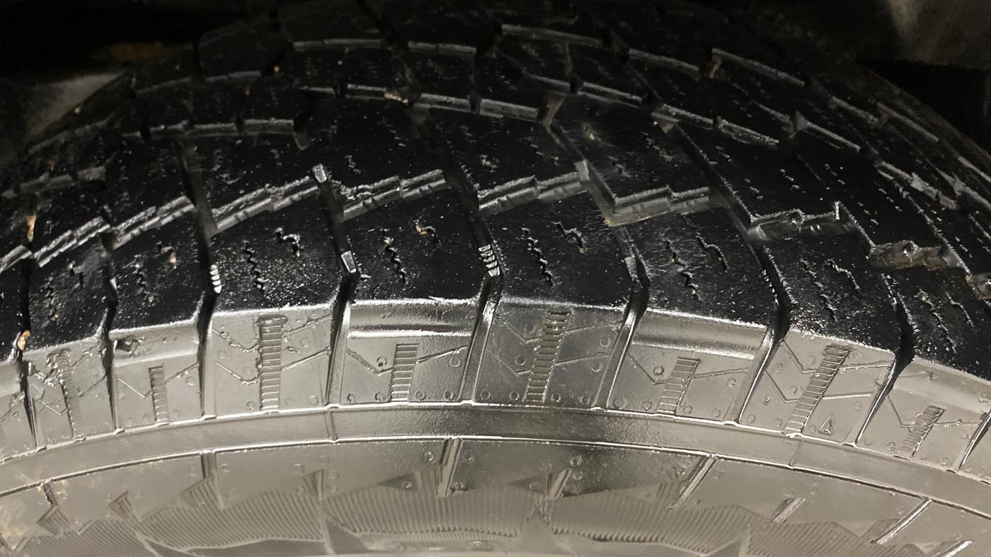 2022 Mahindra Thar LX HT PETROL 4WD MT, Petrol, Manual, 46,164 km, Left Rear Tyre Tread