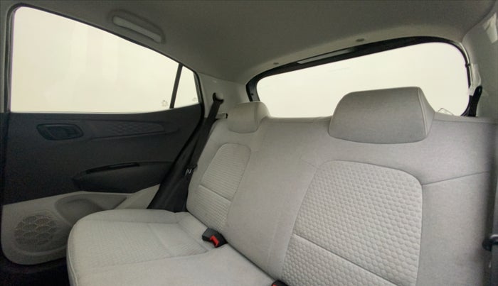 2021 Hyundai GRAND I10 NIOS MAGNA 1.2 KAPPA VTVT, Petrol, Manual, 28,565 km, Right Side Rear Door Cabin