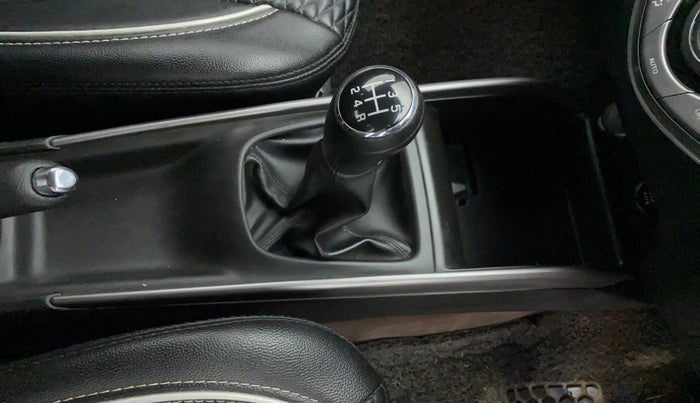 2021 Maruti Baleno ZETA PETROL 1.2, Petrol, Manual, 34,377 km, Gear Lever