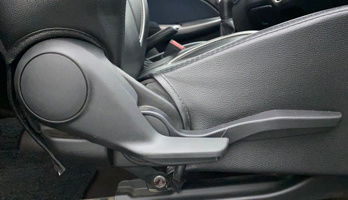 2021 Maruti Baleno ZETA PETROL 1.2, Petrol, Manual, 34,377 km, Driver Side Adjustment Panel