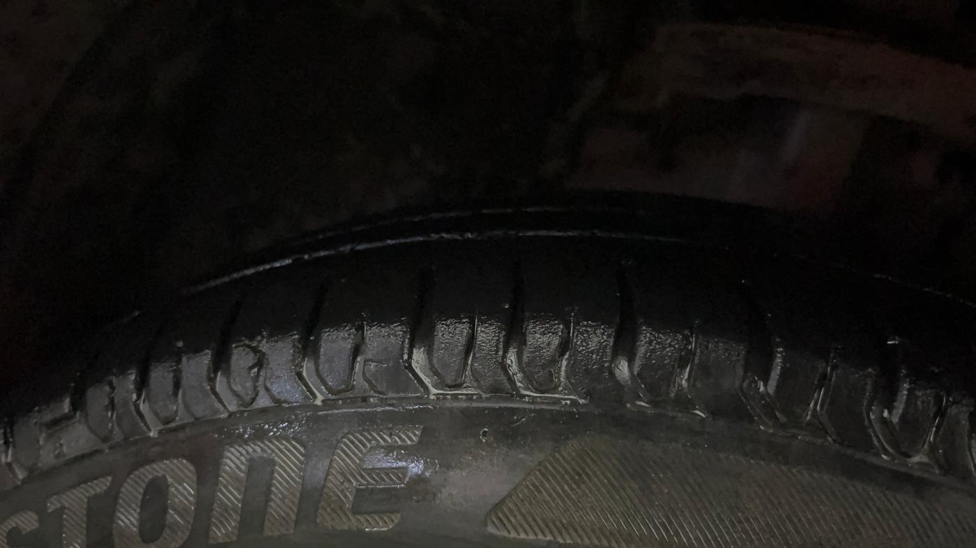 2021 Tata ALTROZ XE PETROL, Petrol, Manual, 70,357 km, Left Front Tyre Tread