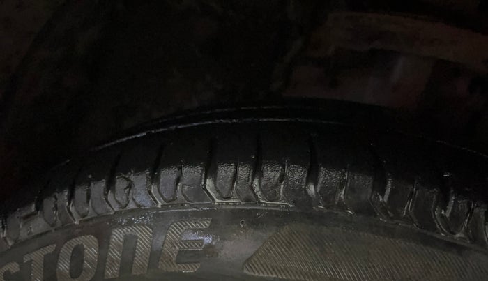 2021 Tata ALTROZ XE PETROL, Petrol, Manual, 70,238 km, Left Front Tyre Tread