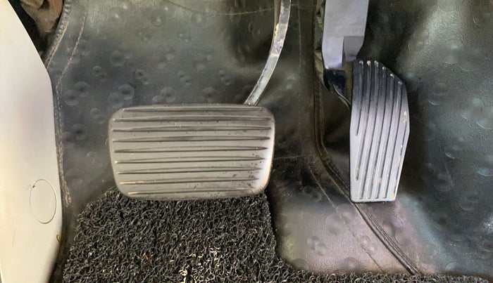 2017 Jeep Compass LIMITED 1.4 PETROL AT, Petrol, Automatic, 73,279 km, Pedals