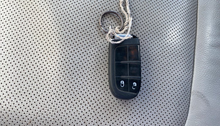 2017 Jeep Compass LIMITED 1.4 PETROL AT, Petrol, Automatic, 73,279 km, Key Close Up