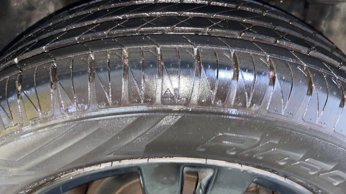2018 Maruti Vitara Brezza ZDI AMT, Diesel, Automatic, 70,878 km, Right Front Tyre Tread