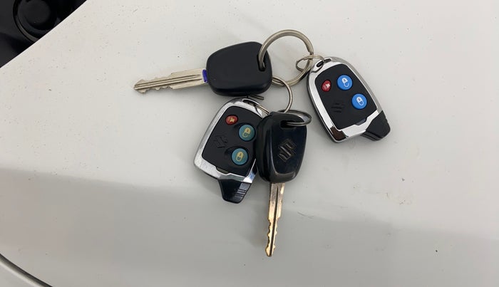 2016 Maruti Alto 800 LXI, Petrol, Manual, 40,809 km, Key Close Up