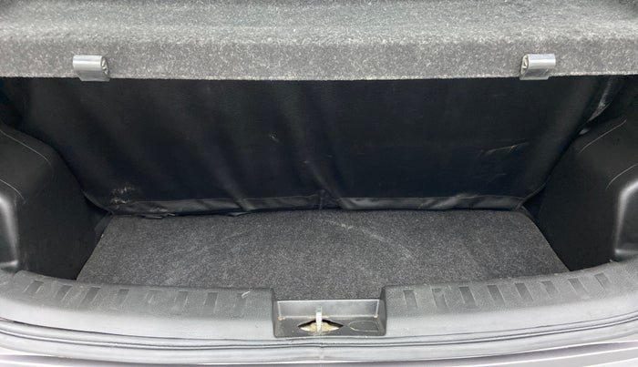 2013 Maruti Swift ZDI, Diesel, Manual, 83,725 km, Boot Inside
