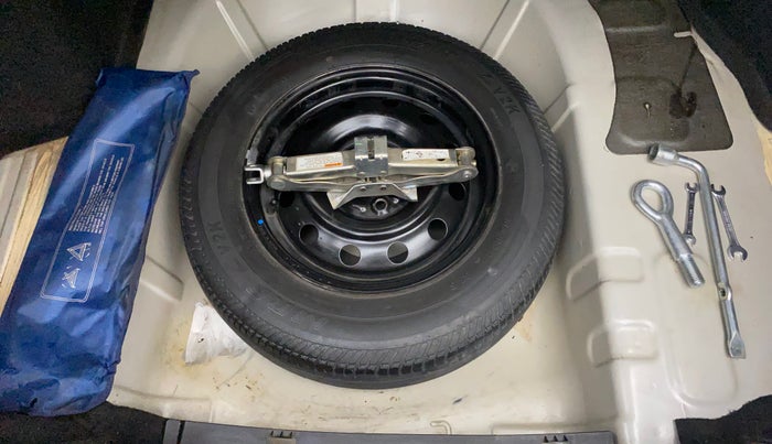2011 Maruti Swift Dzire VXI, Petrol, Manual, 60,331 km, Spare Tyre