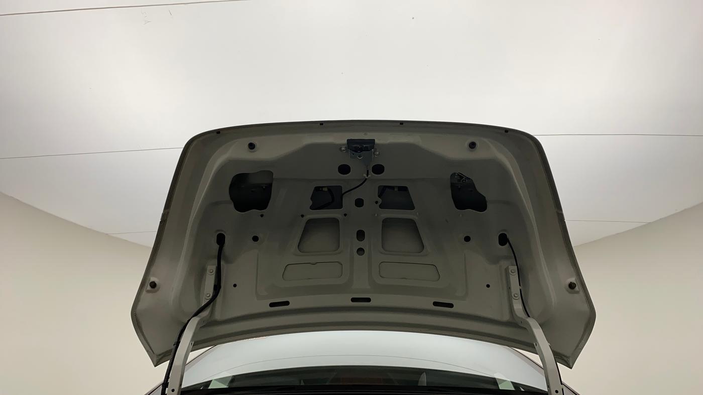 2011 Maruti Swift Dzire VXI, Petrol, Manual, 60,331 km, Boot Door Open