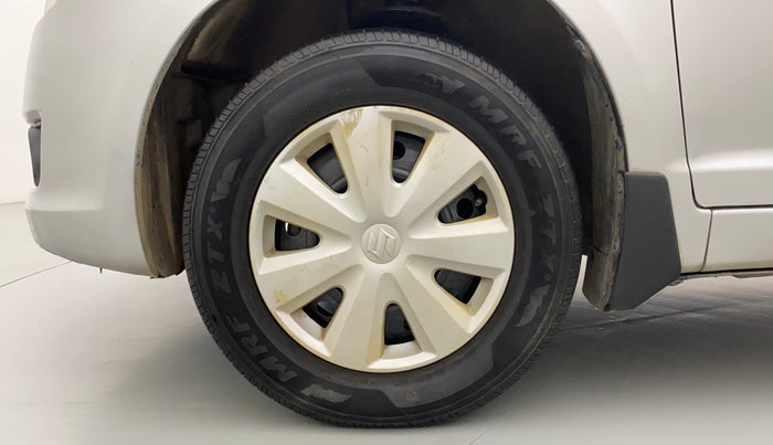 2011 Maruti Swift Dzire VXI, Petrol, Manual, 60,331 km, Left Front Wheel