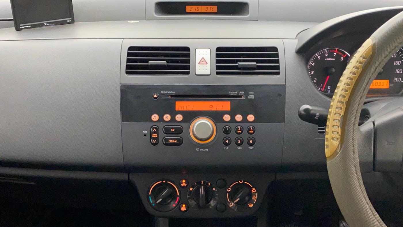 2011 Maruti Swift Dzire VXI, Petrol, Manual, 60,331 km, Air Conditioner