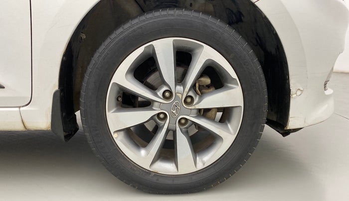 2017 Hyundai Elite i20 ASTA 1.2, Petrol, Manual, 29,591 km, Right Front Wheel