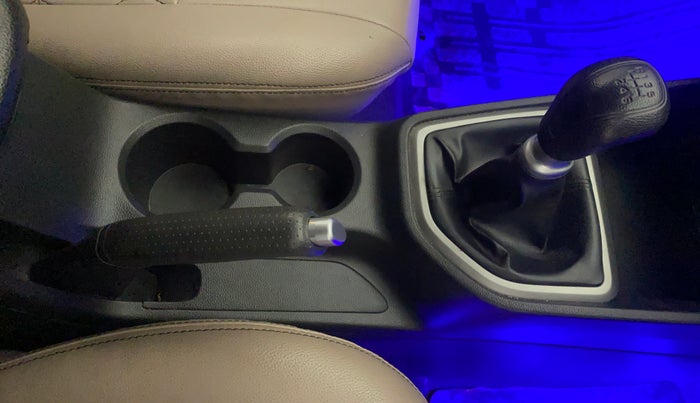 2017 Hyundai Creta E PLUS 1.6 PETROL, Petrol, Manual, 39,827 km, Gear Lever