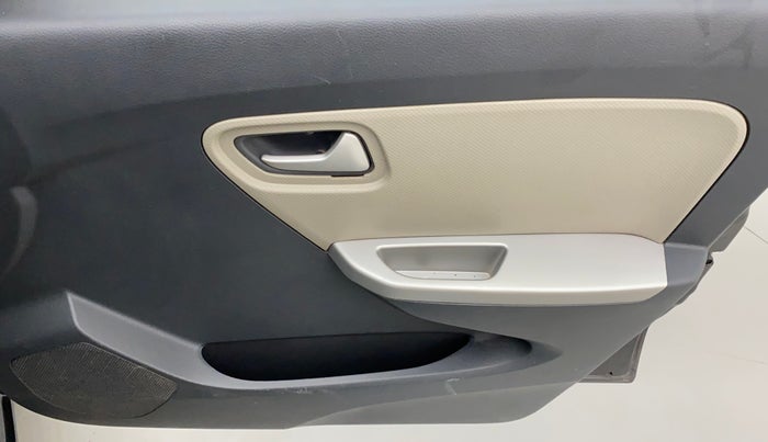 2015 Maruti Alto K10 VXI, Petrol, Manual, 76,702 km, Driver Side Door Panels Control
