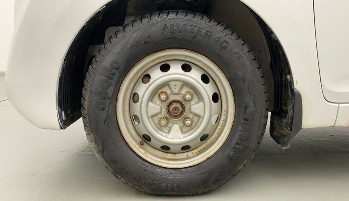 2017 Hyundai Eon ERA +, Petrol, Manual, 35,762 km, Left Front Wheel