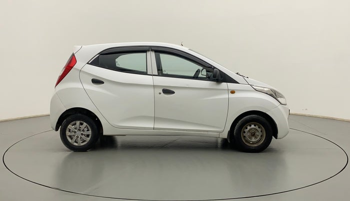 2017 Hyundai Eon ERA +, Petrol, Manual, 35,762 km, Right Side View