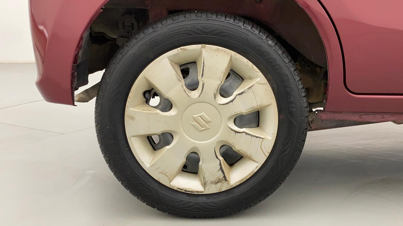 2015 Maruti Alto K10 VXI, Petrol, Manual, 67,181 km, Right Rear Wheel