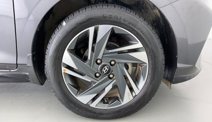 2020 Hyundai NEW I20 ASTA (O) 1.0 TURBO GDI DCT, Petrol, Automatic, 15,960 km, Right Front Wheel