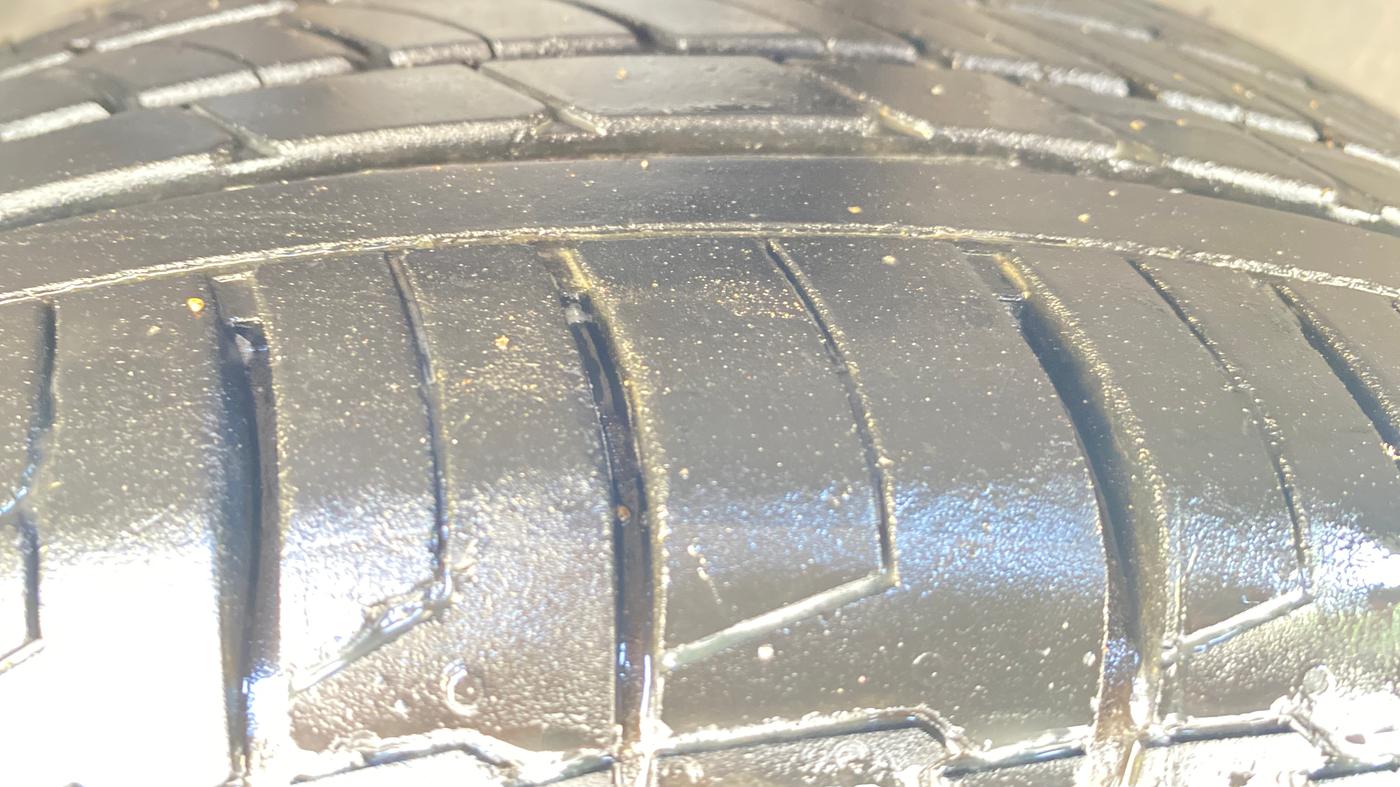 2022 Tata ALTROZ XZ PETROL, Petrol, Manual, 1,12,165 km, Right Front Tyre Tread