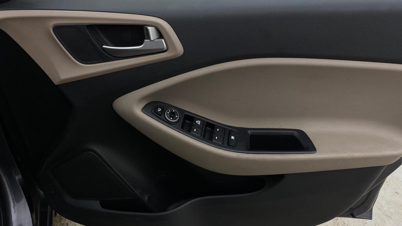 2019 Hyundai Elite i20 SPORTZ PLUS  1.2 CVT, Petrol, Automatic, 71,422 km, Driver Side Door Panels Control