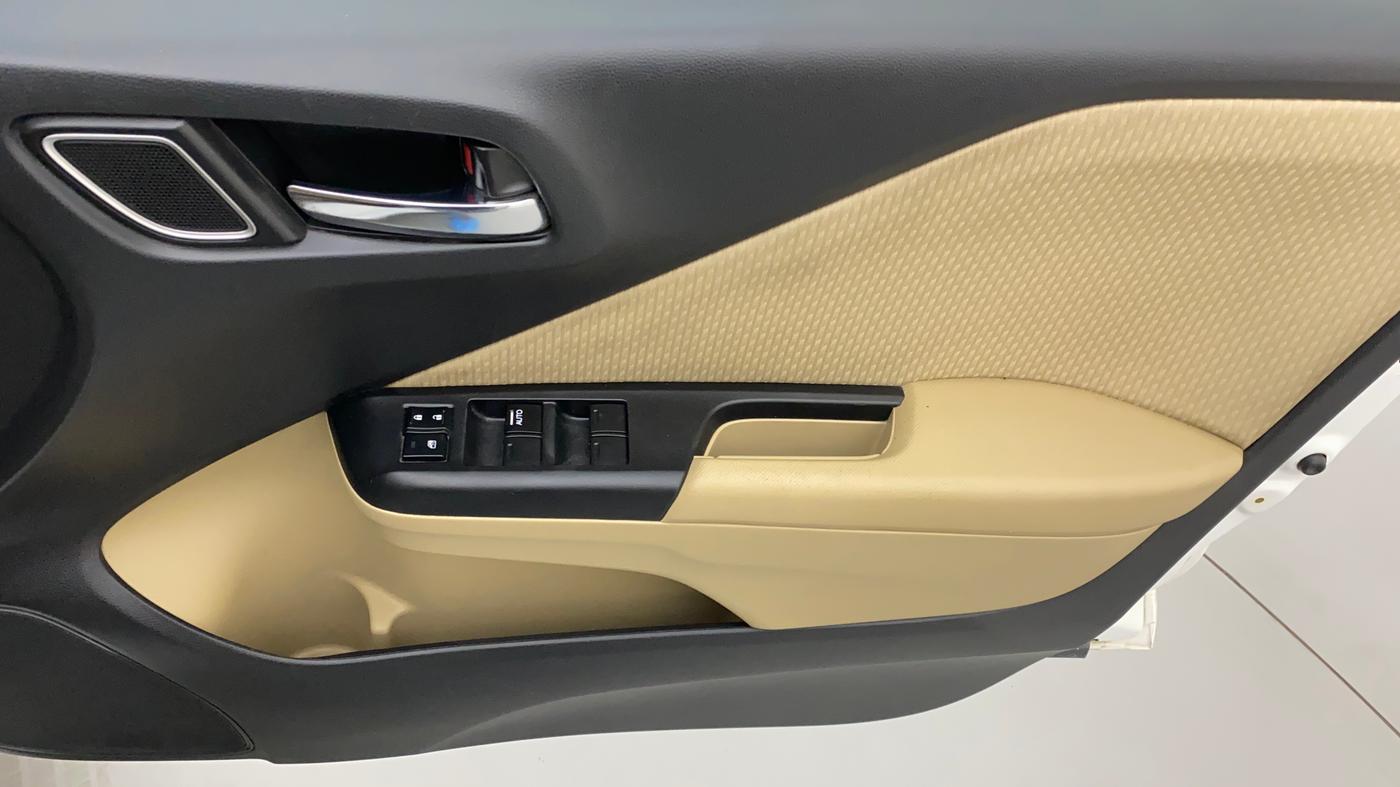 2019 Honda City 1.5L I-VTEC VX, Petrol, Manual, 55,716 km, Driver Side Door Panels Control