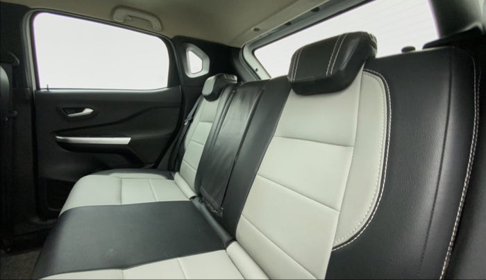 2021 Nissan MAGNITE XV PRIMIUM MT, Petrol, Manual, 29,718 km, Right Side Rear Door Cabin