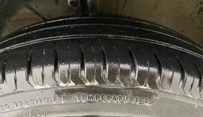 2019 Maruti Dzire VXI, Petrol, Manual, 30,068 km, Right Front Tyre Tread