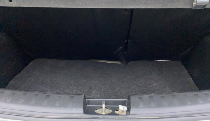 2017 Maruti Swift VXI D, Petrol, Manual, 48,330 km, Boot Inside