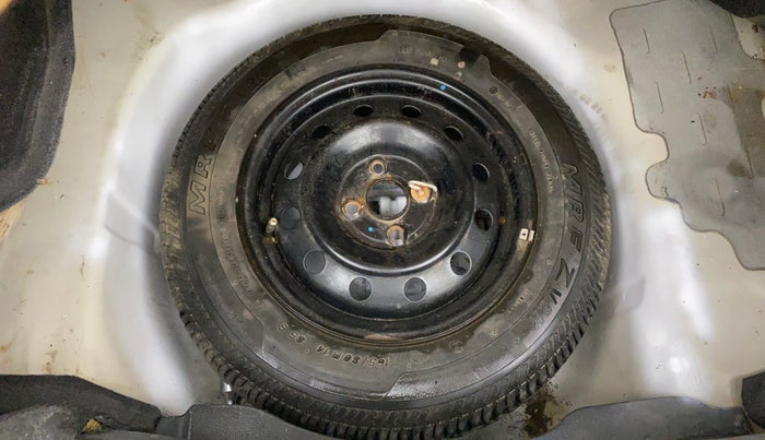 2014 Maruti Swift Dzire VXI, Petrol, Manual, 67,744 km, Spare Tyre