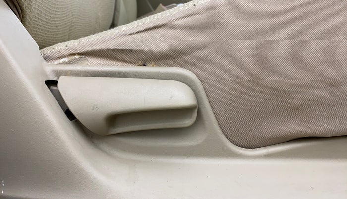 2014 Maruti Swift Dzire VXI, Petrol, Manual, 67,744 km, Driver Side Adjustment Panel