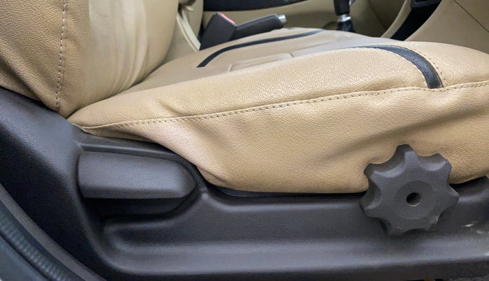 2016 Hyundai Verna 1.6 VTVT SX, Petrol, Manual, 38,980 km, Driver Side Adjustment Panel