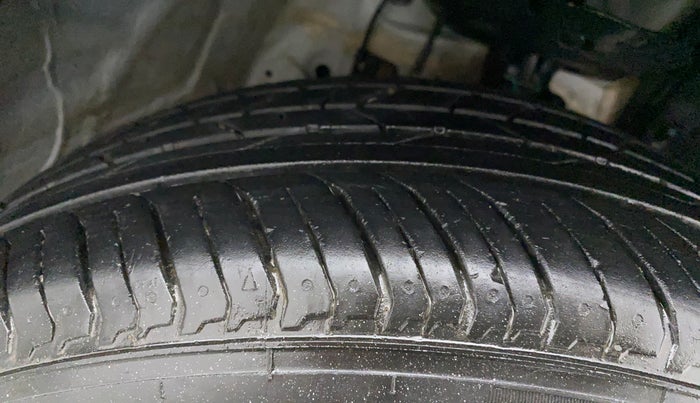 2017 Honda BR-V 1.5L I-VTEC S, CNG, Manual, 64,668 km, Right Front Tyre Tread