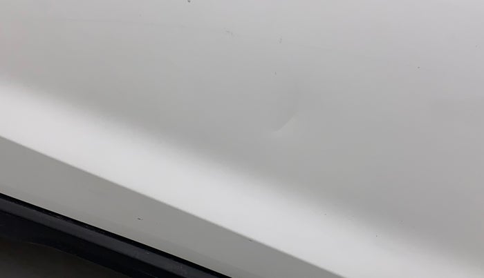 2017 Honda BR-V 1.5L I-VTEC S, CNG, Manual, 64,668 km, Right rear door - Slightly dented