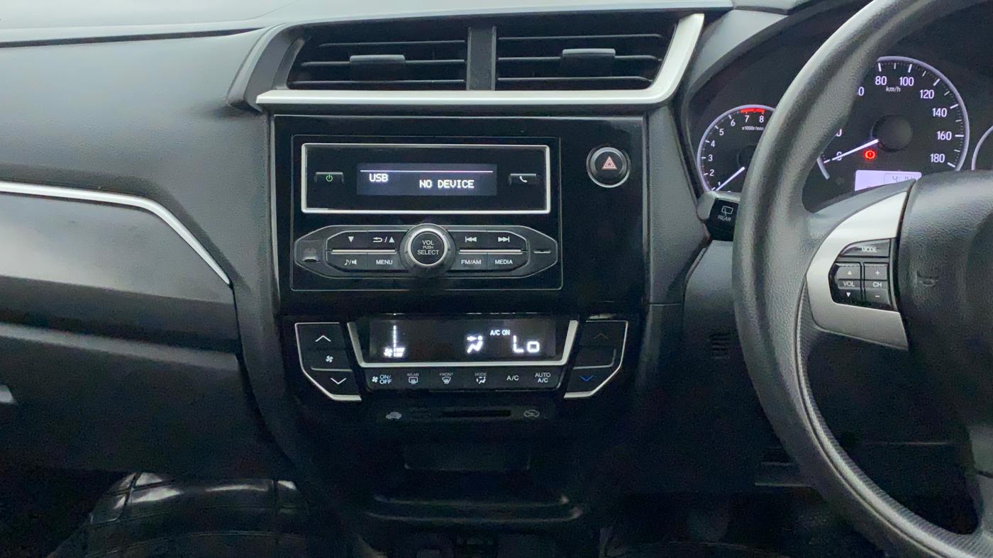 2017 Honda BR-V 1.5L I-VTEC S, CNG, Manual, 64,668 km, Air Conditioner
