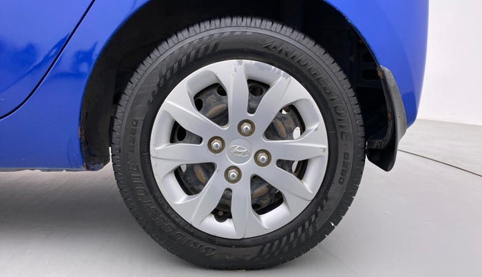 2014 Hyundai Eon MAGNA PLUS, Petrol, Manual, 66,797 km, Left Rear Wheel