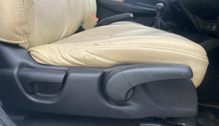 2015 Honda Jazz 1.2L I-VTEC SV, Petrol, Manual, 61,951 km, Driver Side Adjustment Panel