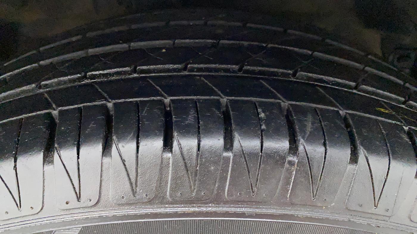 2010 Honda Accord 2.4 MT, Petrol, Manual, 44,842 km, Left Rear Tyre Tread