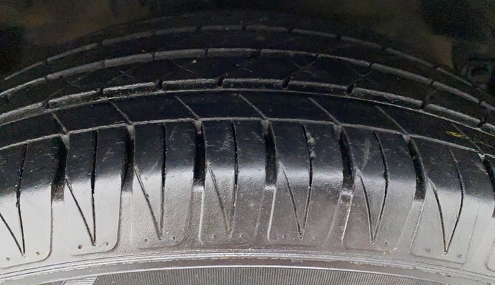 2010 Honda Accord 2.4 MT, Petrol, Manual, 44,842 km, Left Rear Tyre Tread