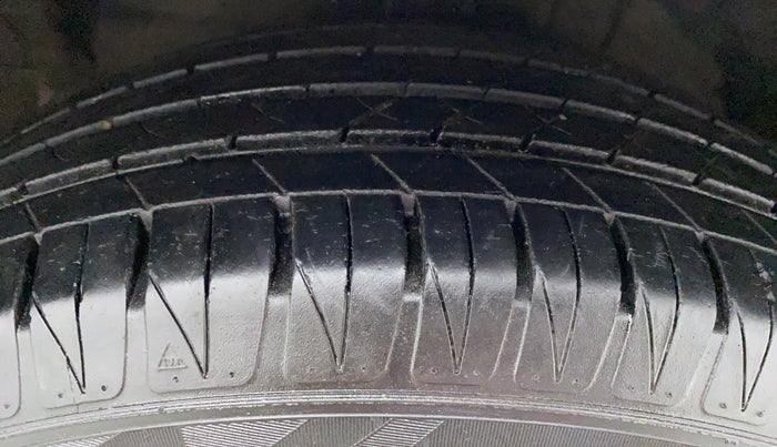 2010 Honda Accord 2.4 MT, Petrol, Manual, 44,842 km, Right Rear Tyre Tread