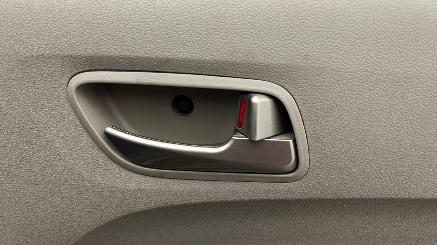 2019 Hyundai NEW SANTRO SPORTZ MT, Petrol, Manual, 39,000 km, Driver Side Door Panels Control