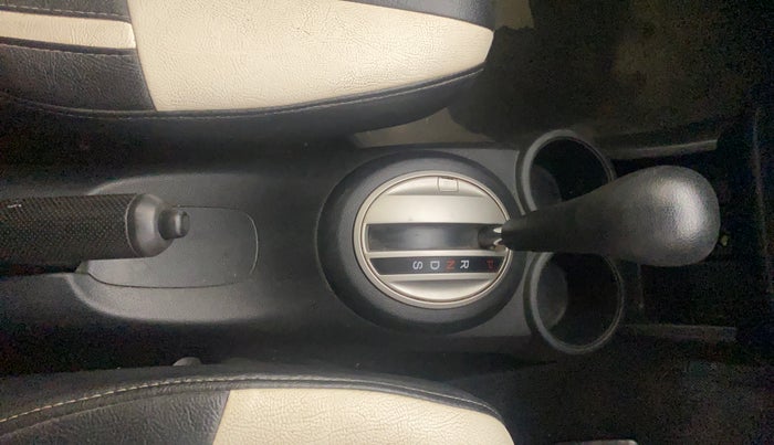 2016 Honda BR-V 1.5L I-VTEC V CVT, Petrol, Automatic, 61,607 km, Gear Lever