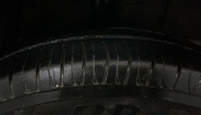 2016 Hyundai Xcent S 1.2, Petrol, Manual, 84,129 km, Right Rear Tyre Tread